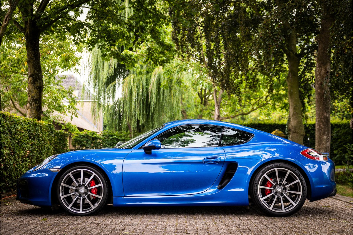 Porsche Cayman