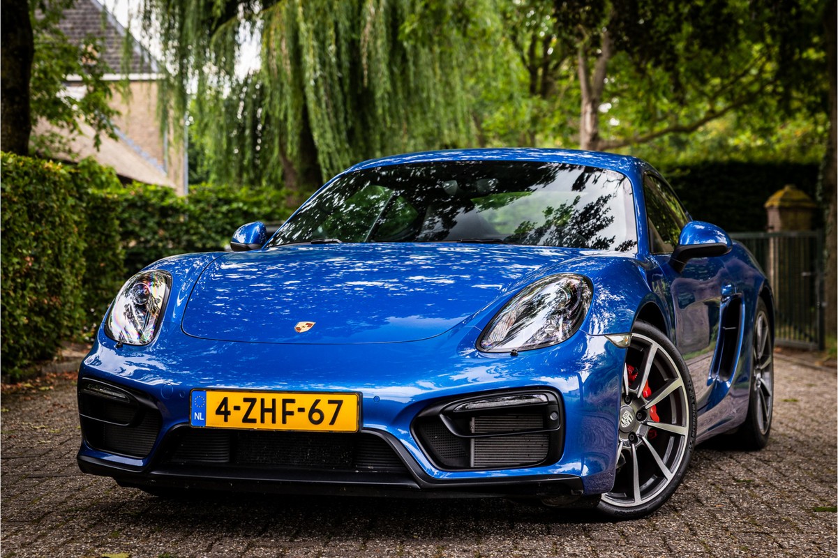 Porsche Cayman