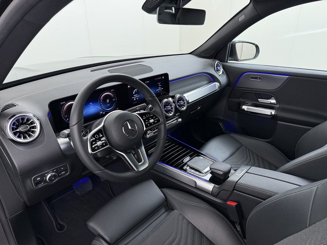Mercedes-Benz EQB
