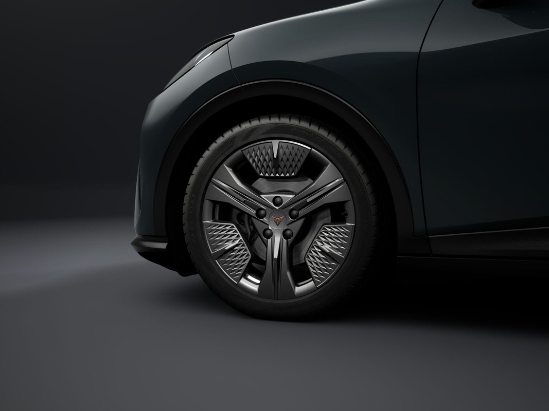 CUPRA Raval