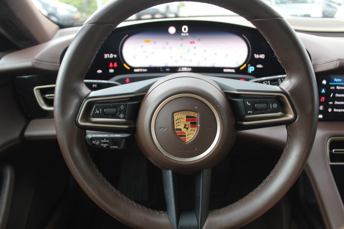 Porsche Taycan