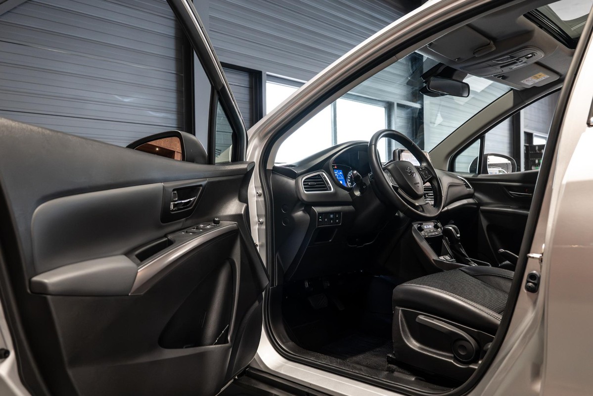 Suzuki S-Cross