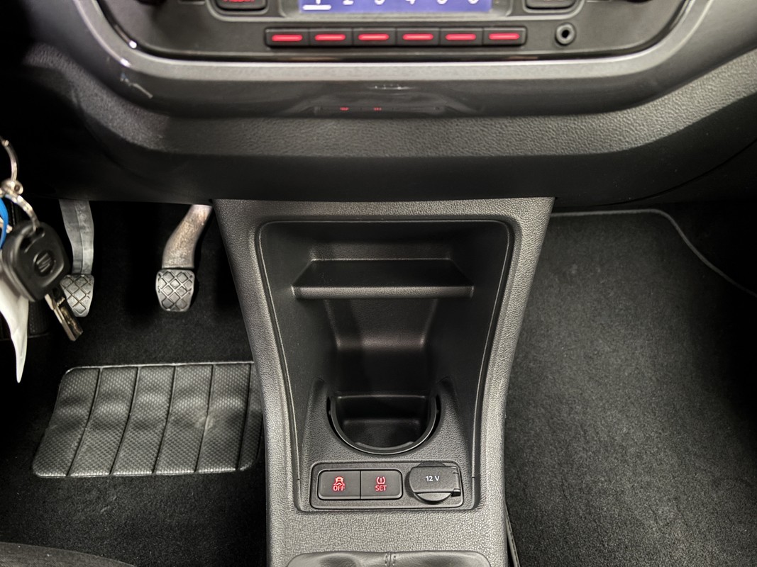 SEAT Mii
