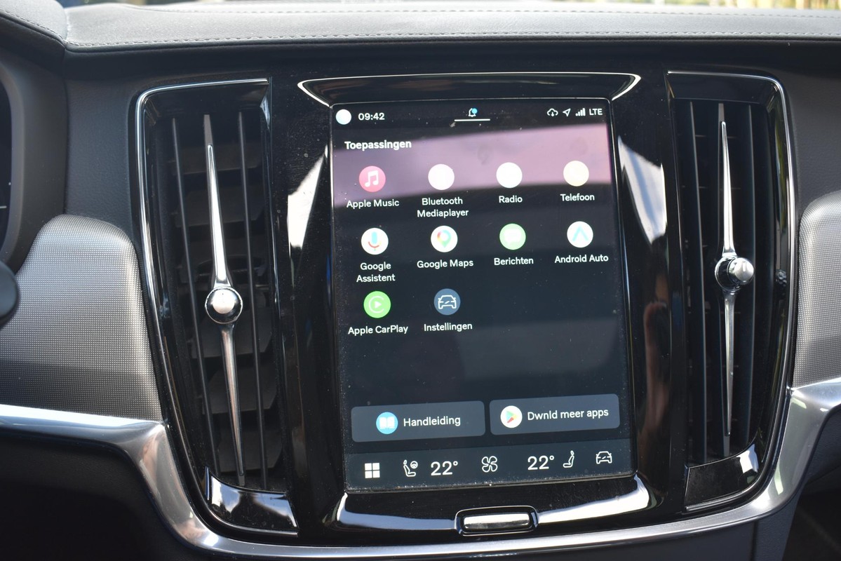 Volvo V90