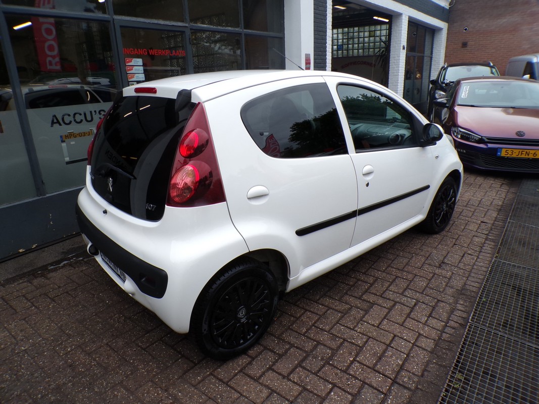 Peugeot 107