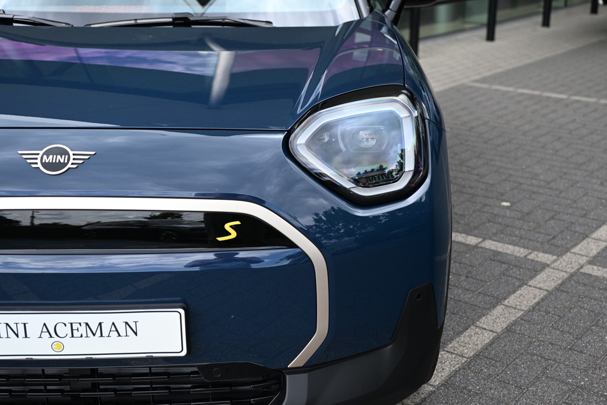 MINI Aceman