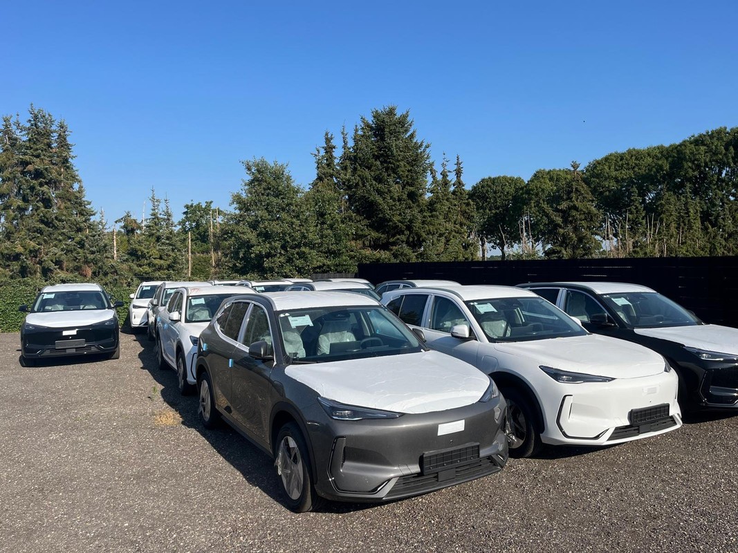Geely E5