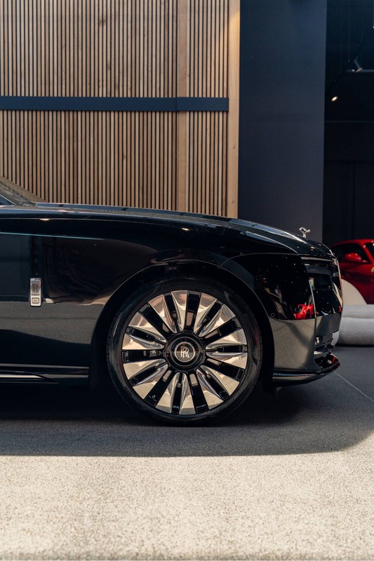 Rolls-Royce Spectre