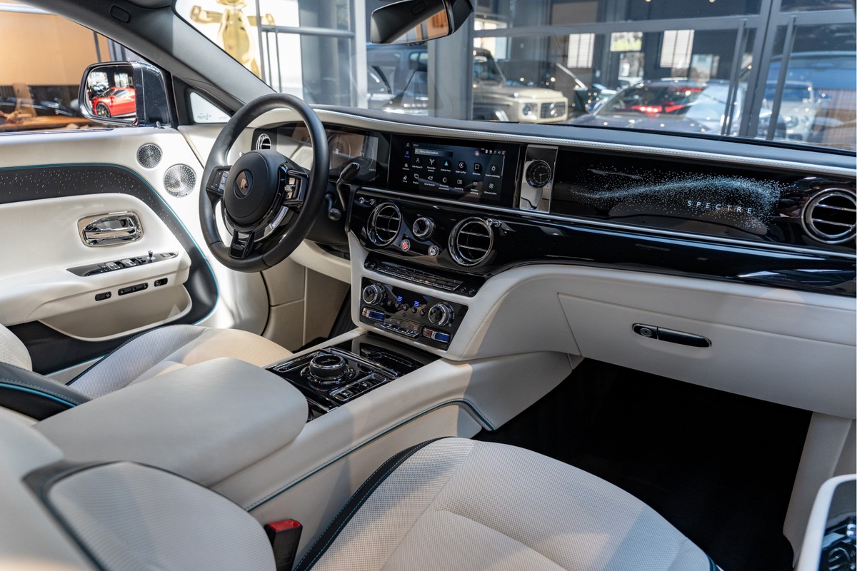 Rolls-Royce Spectre