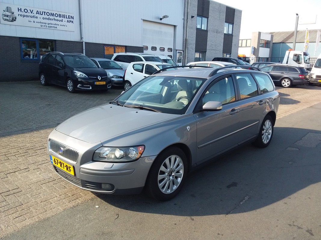Volvo V50