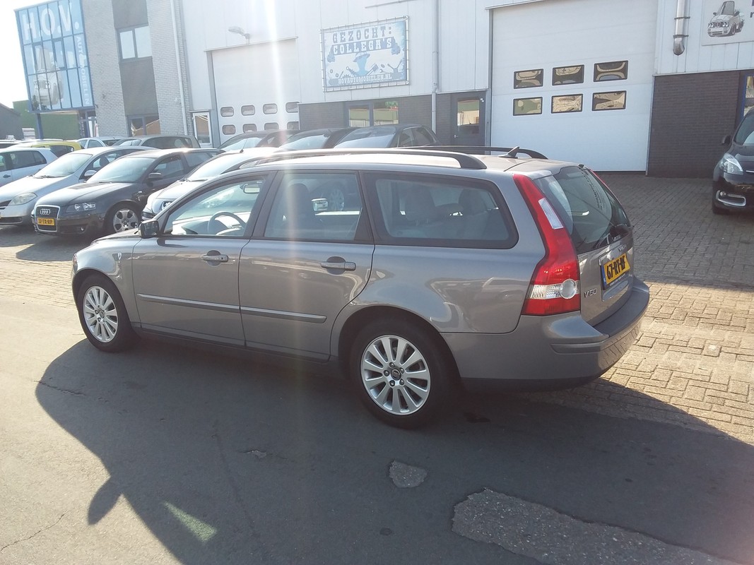 Volvo V50