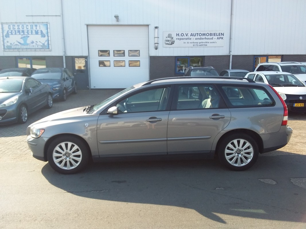 Volvo V50