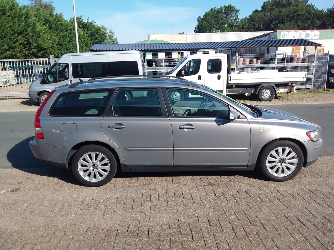 Volvo V50