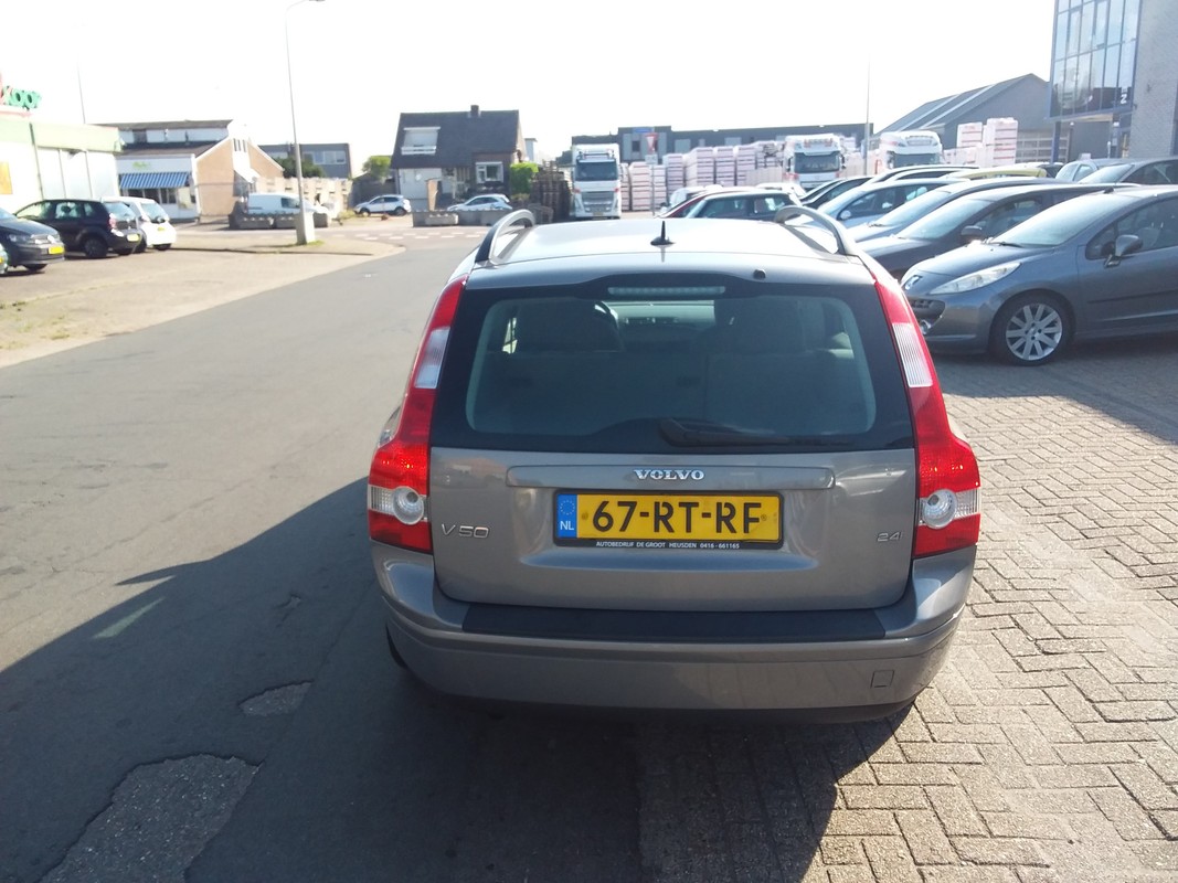 Volvo V50