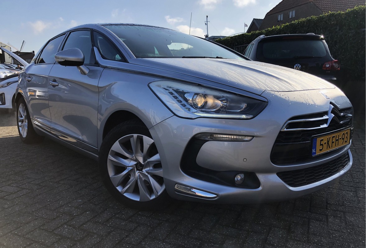 DS DS 5