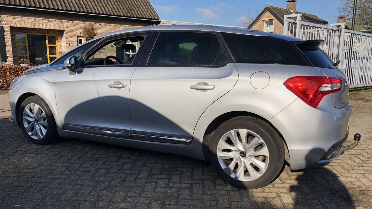 DS DS 5
