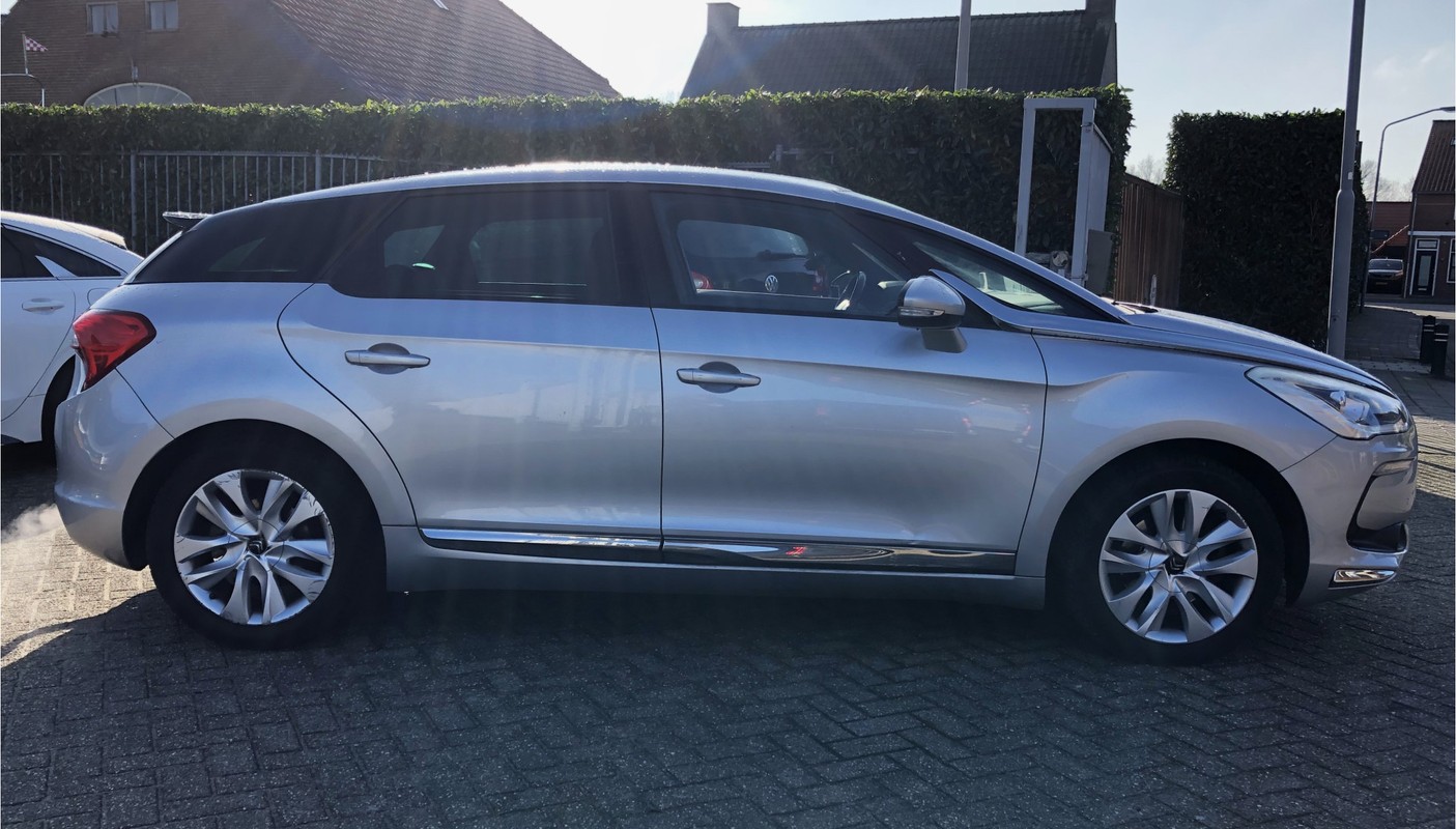 DS DS 5