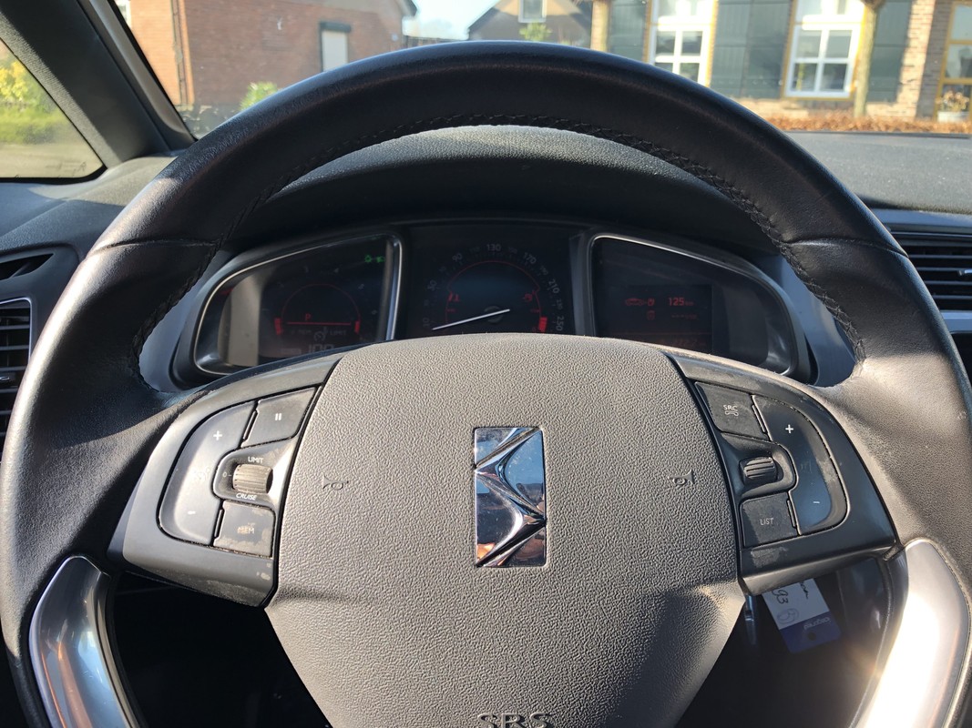 DS DS 5