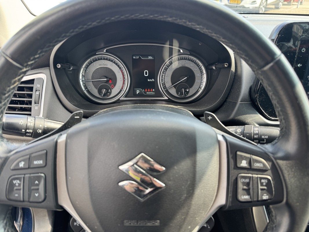Suzuki S-Cross