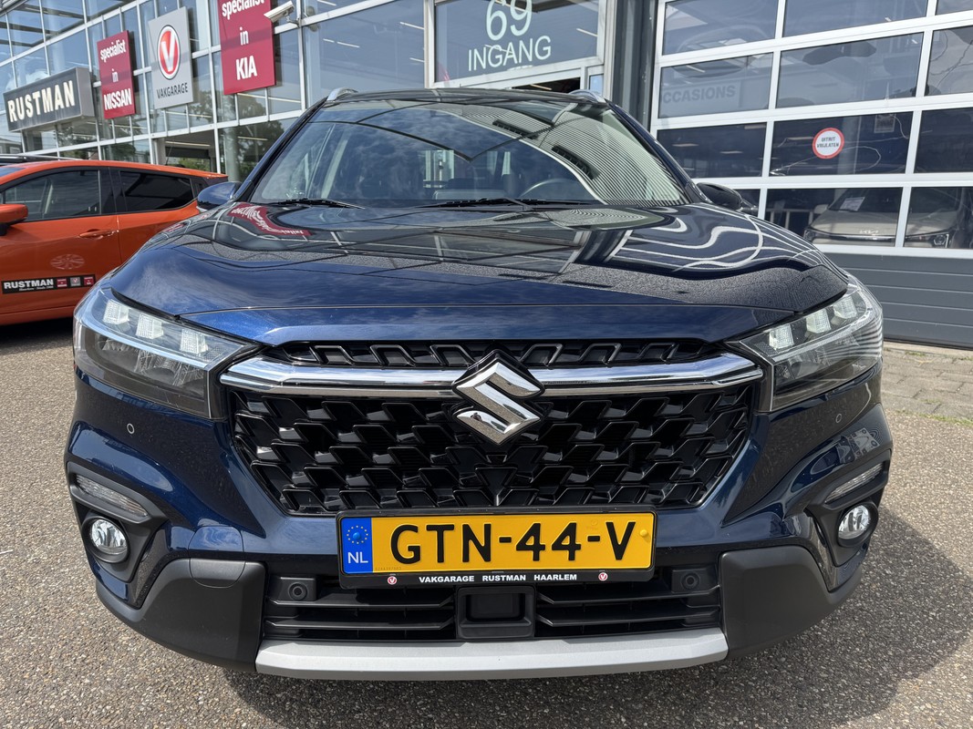 Suzuki S-Cross