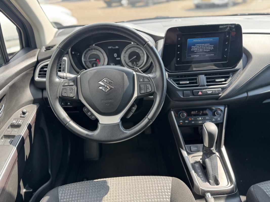 Suzuki S-Cross