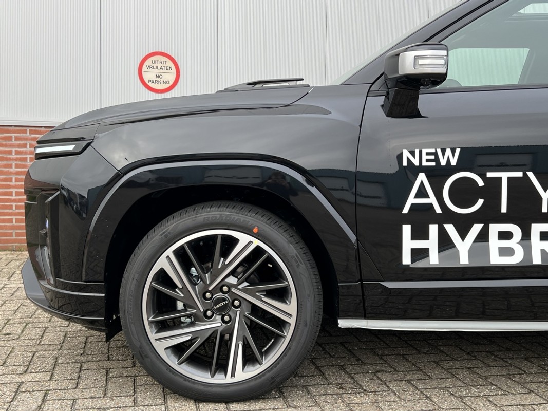 KGM Actyon