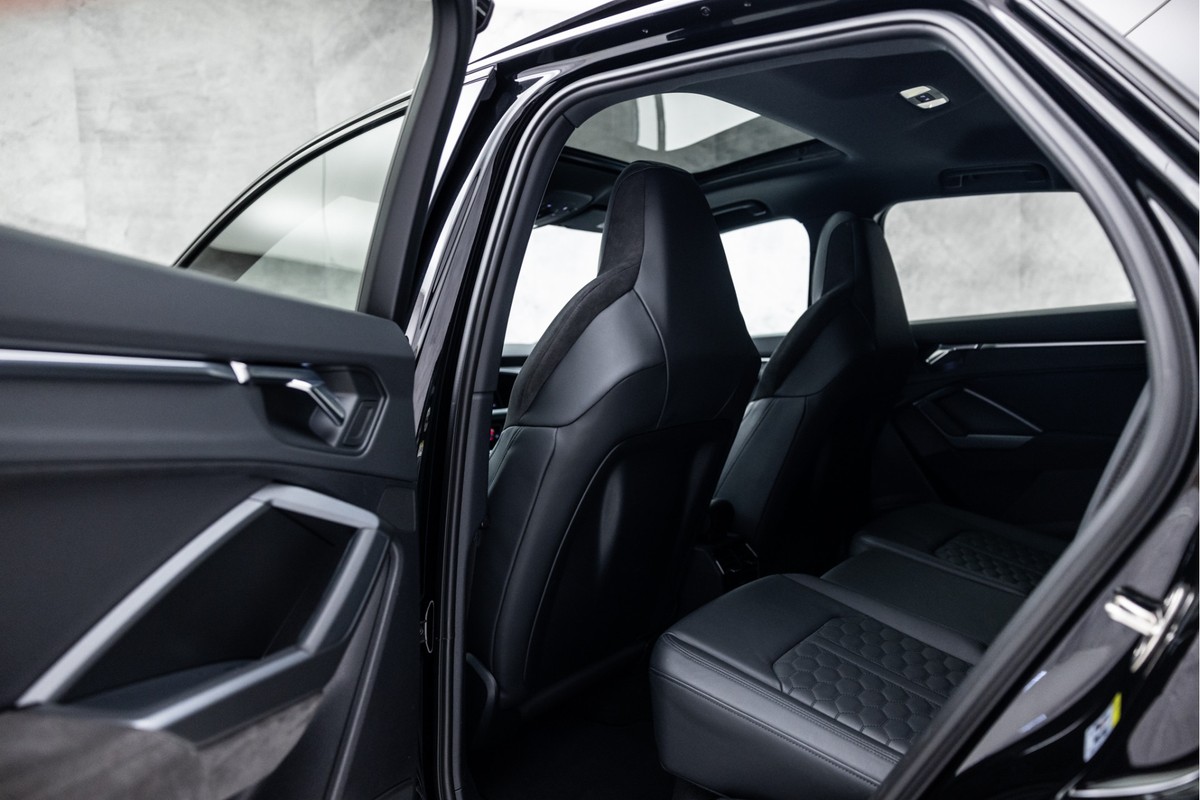 Audi RSQ3