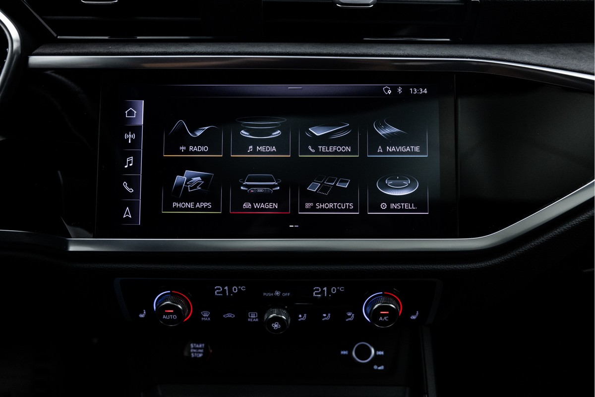 Audi RSQ3