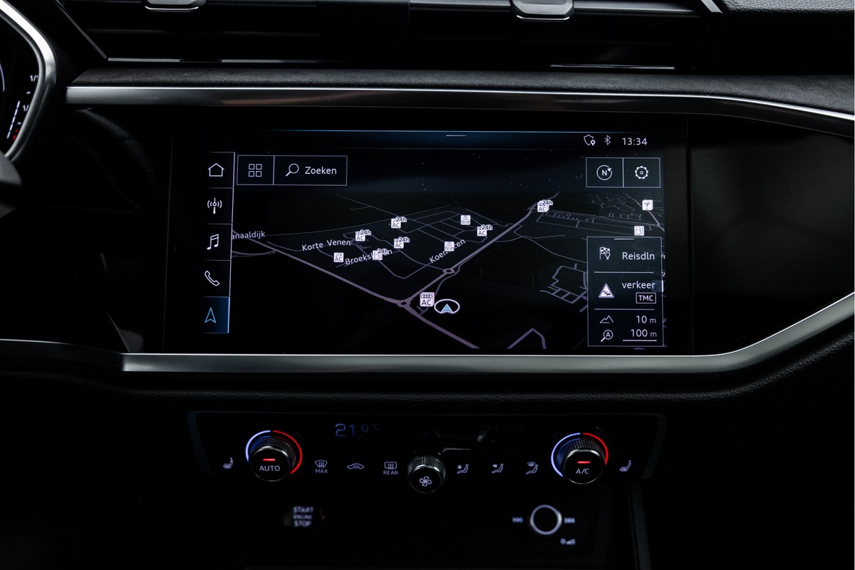 Audi RSQ3