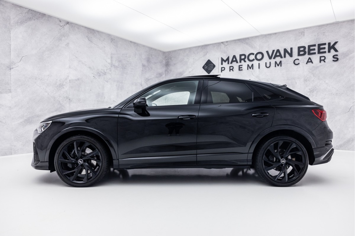 Audi RSQ3