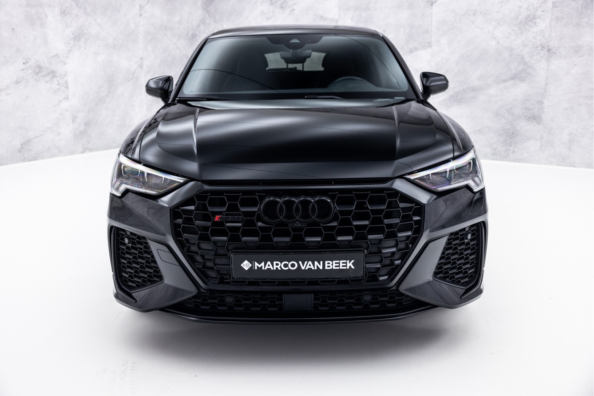 Audi RSQ3
