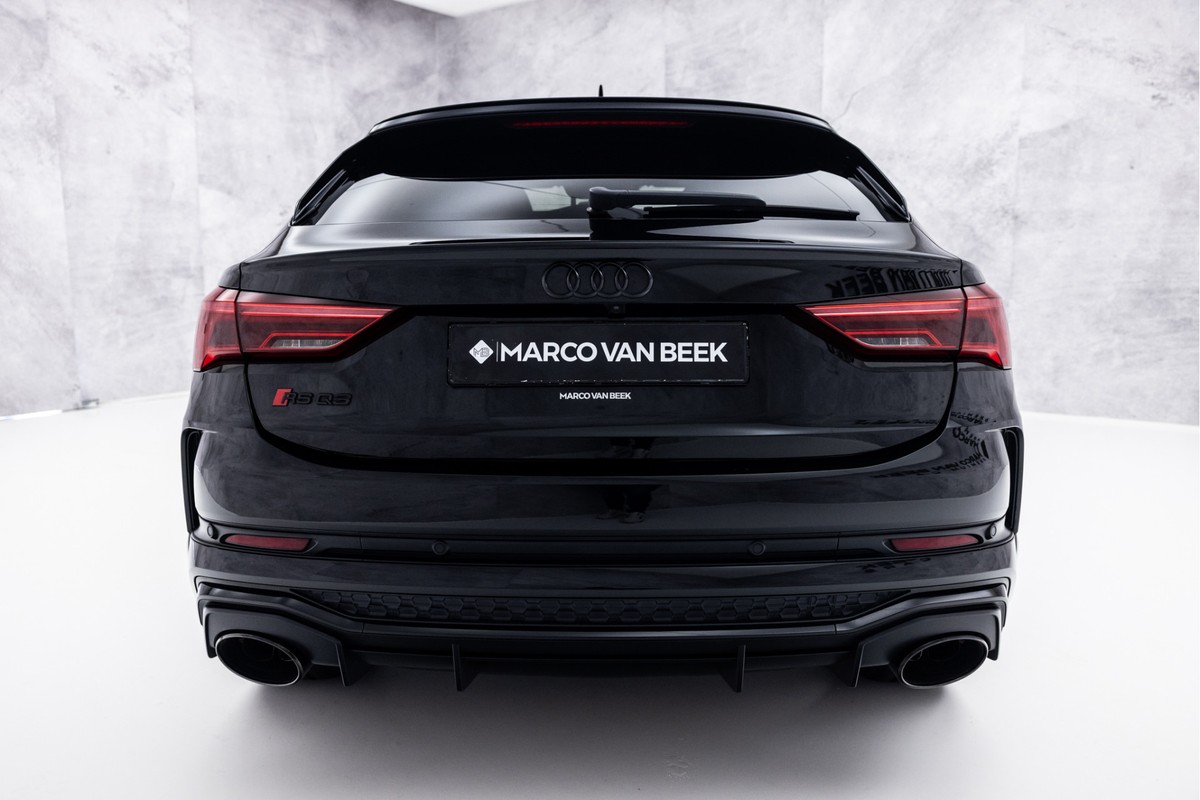 Audi RSQ3