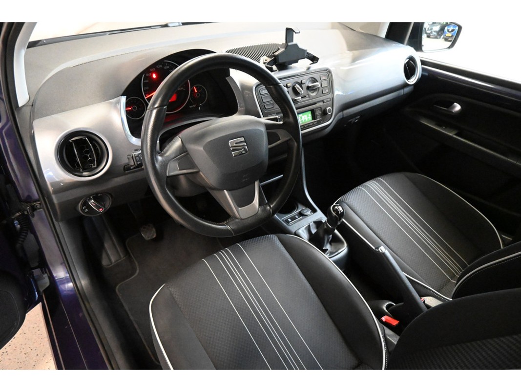 SEAT Mii