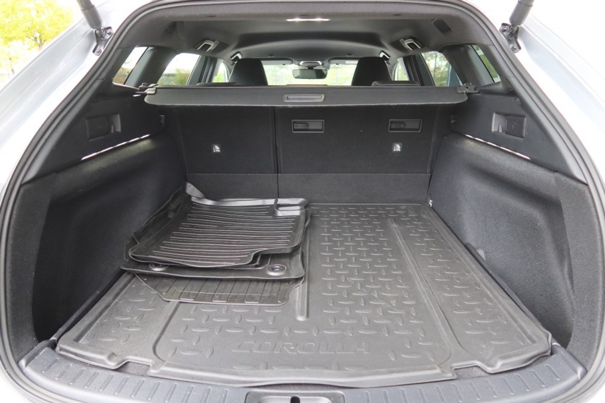 Toyota Corolla Touring Sports