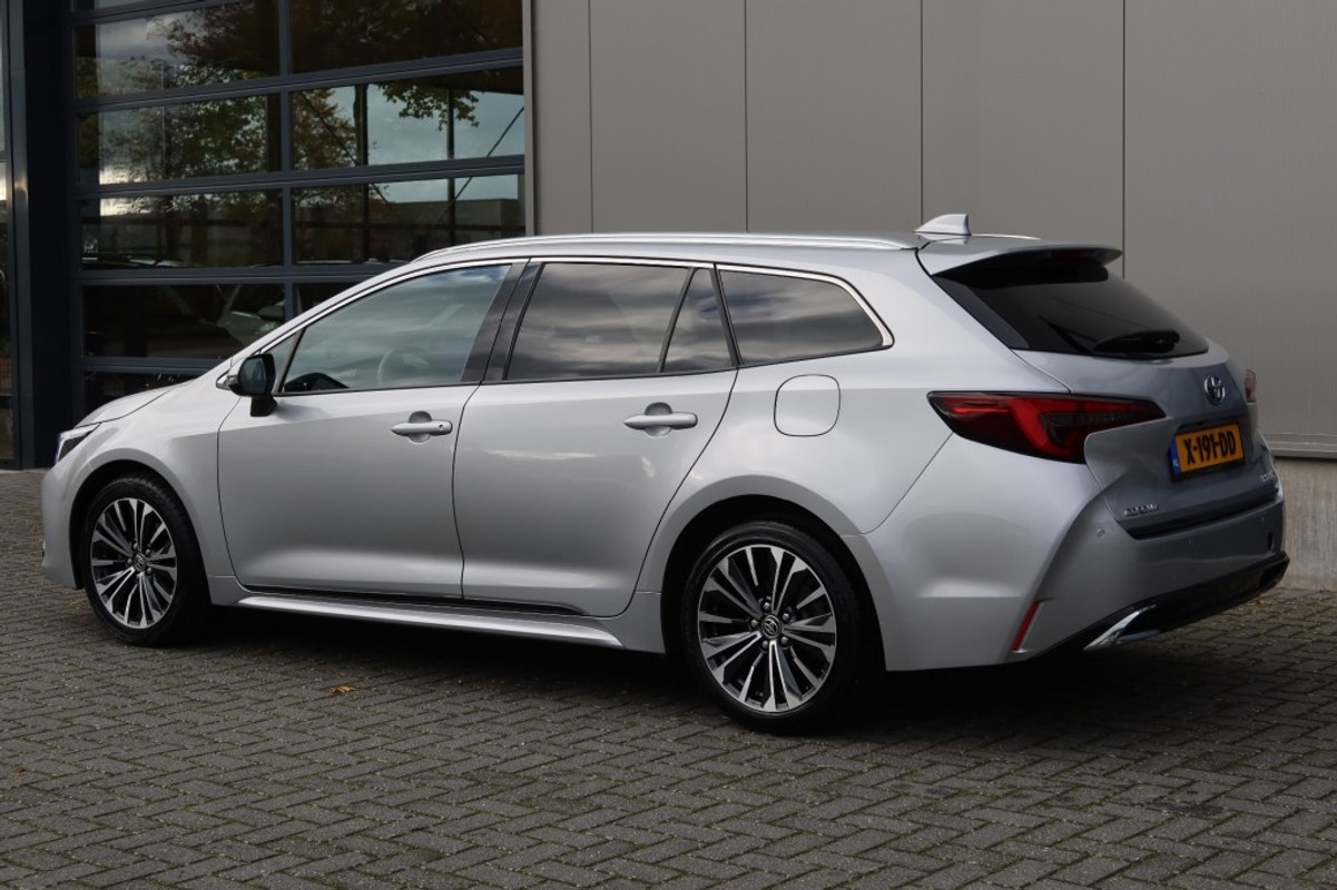 Toyota Corolla Touring Sports