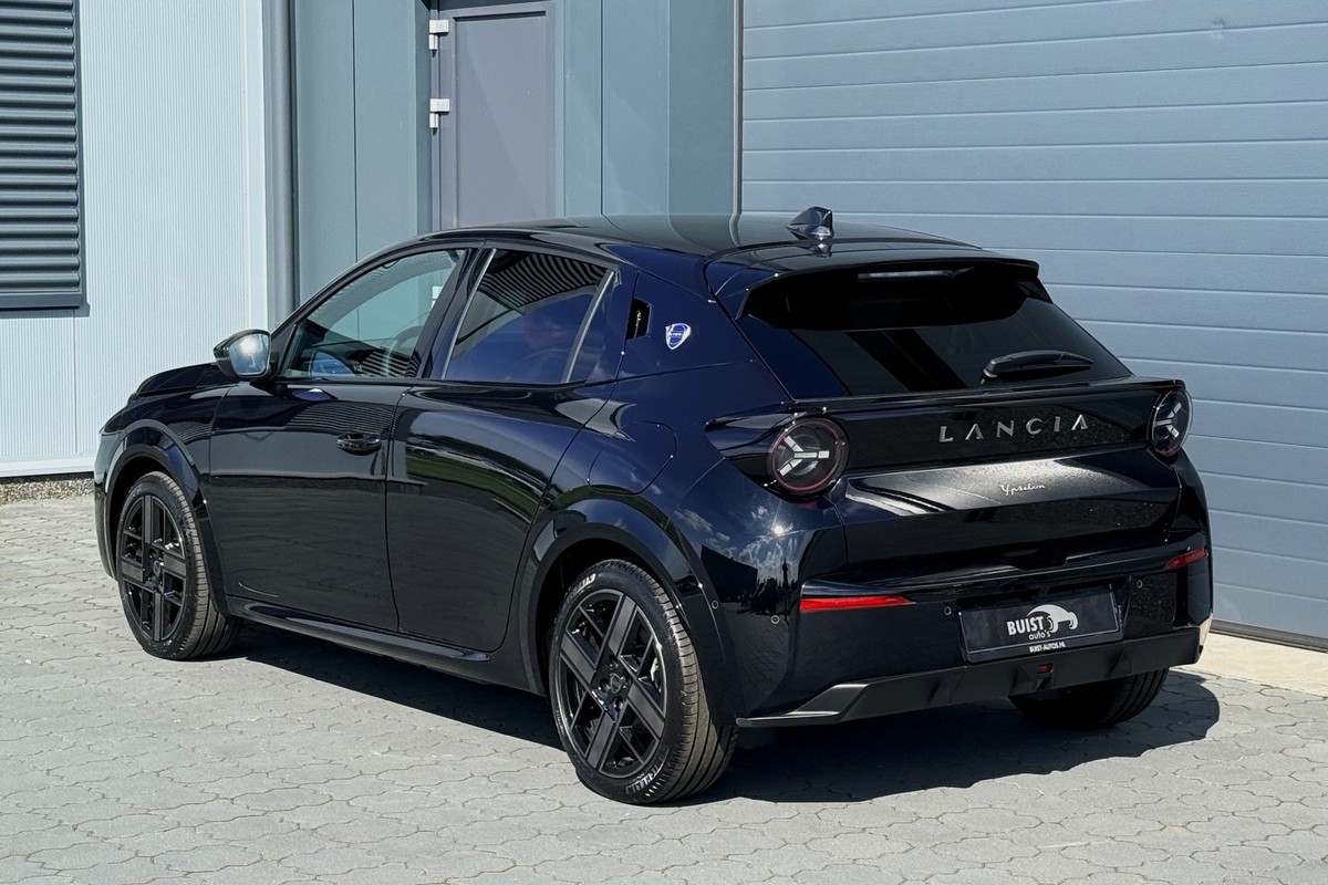Lancia Ypsilon