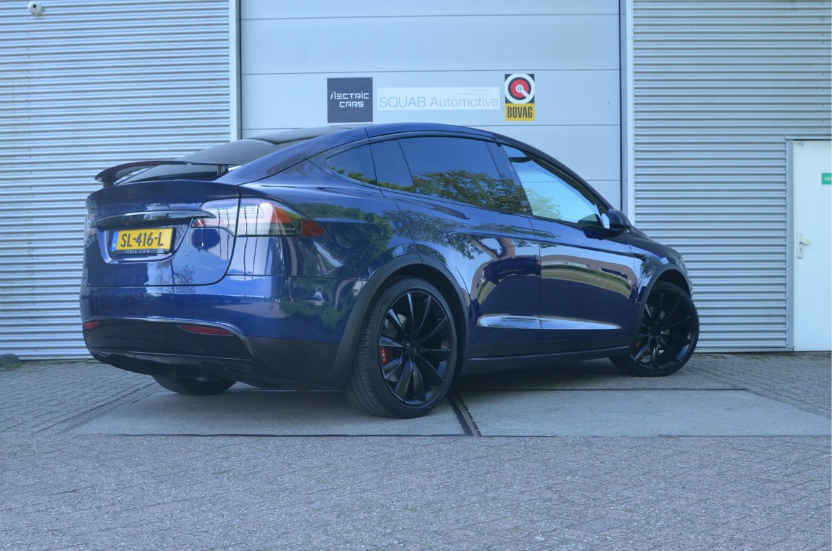 Tesla Model X