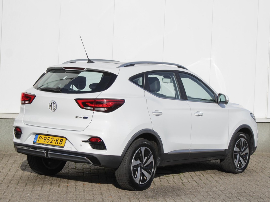 MG ZS EV
