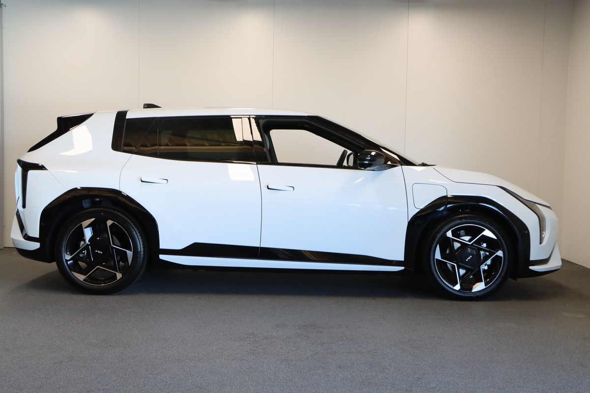 Kia EV4