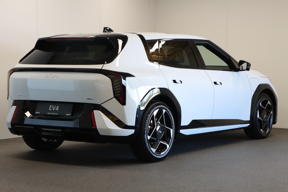 Kia EV4