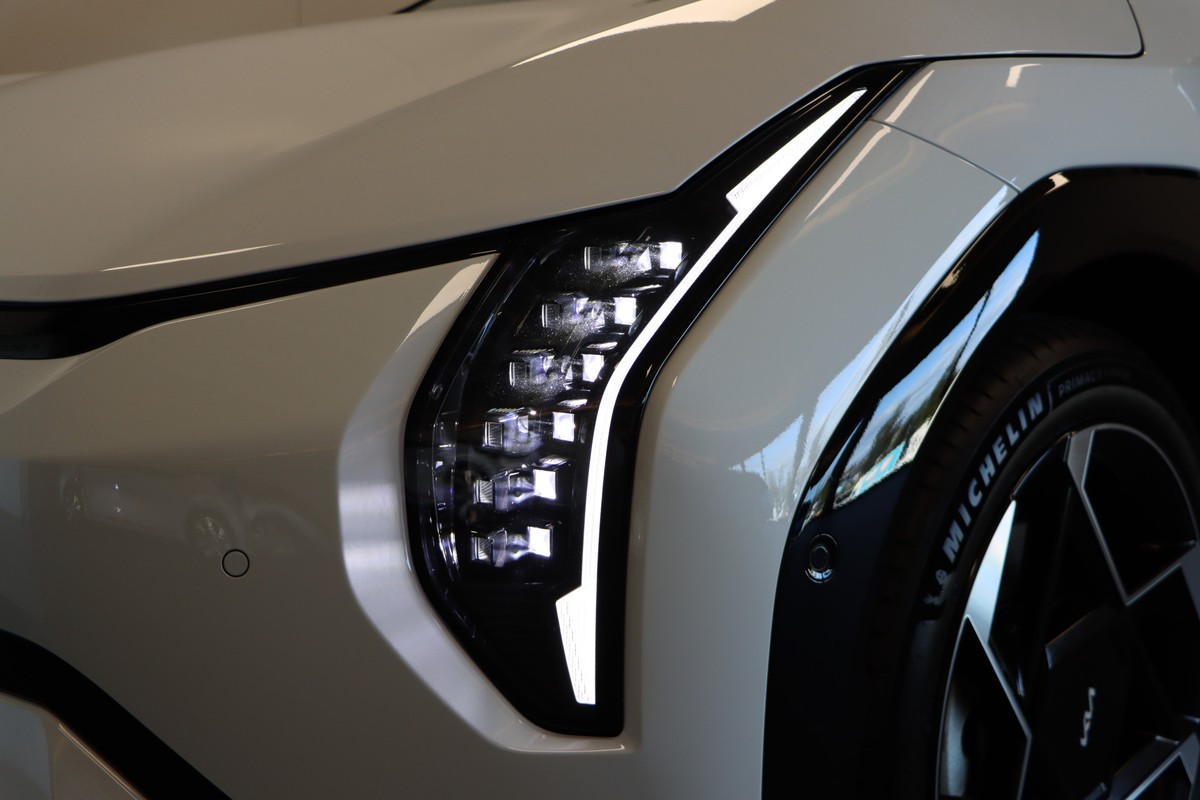 Kia EV4