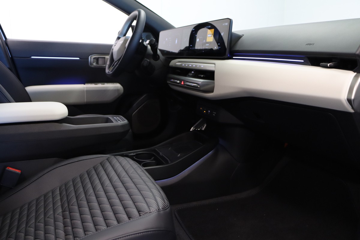 Kia EV4