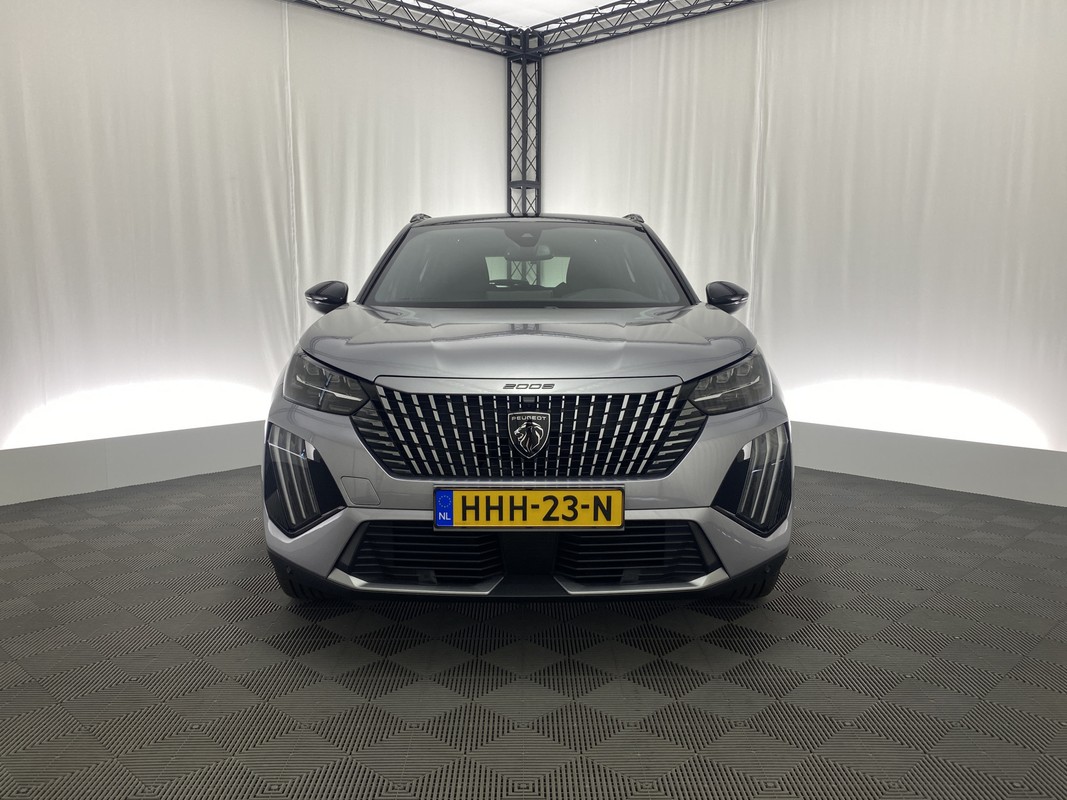 Peugeot e-2008