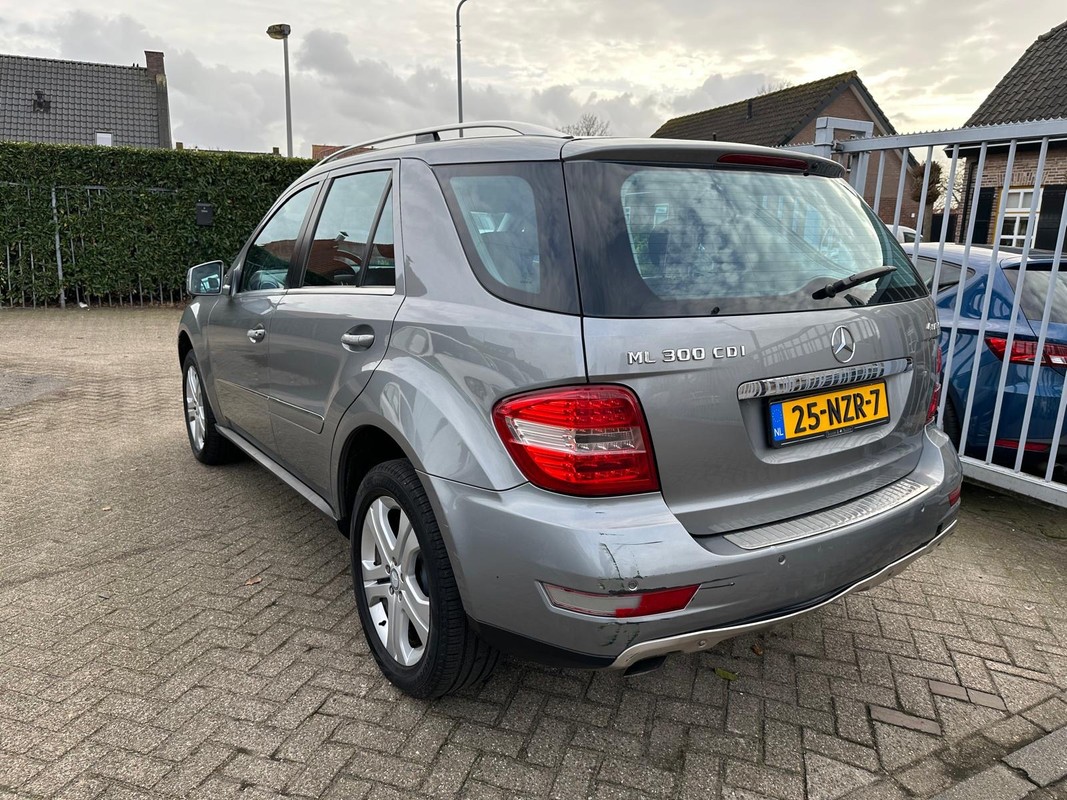 Mercedes-Benz M-Klasse
