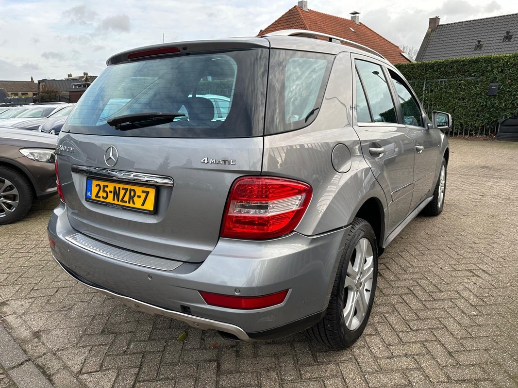 Mercedes-Benz M-Klasse