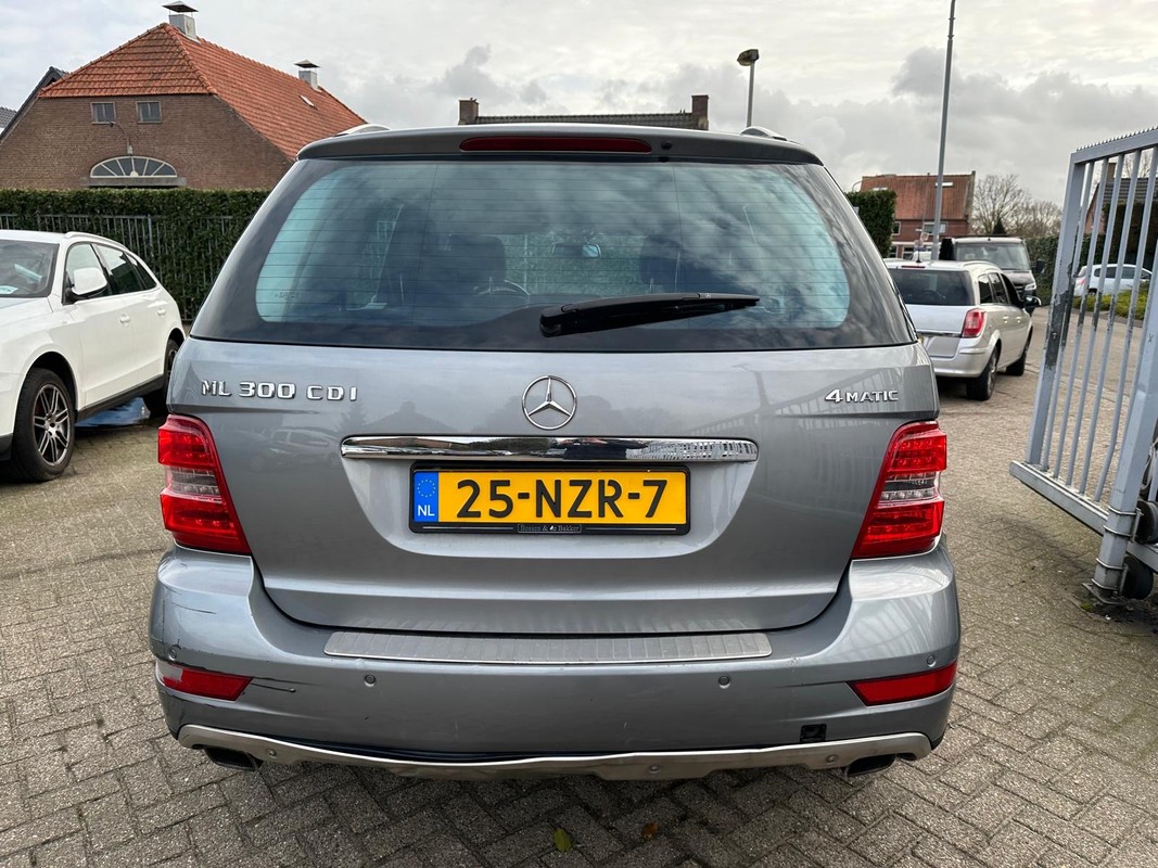 Mercedes-Benz M-Klasse
