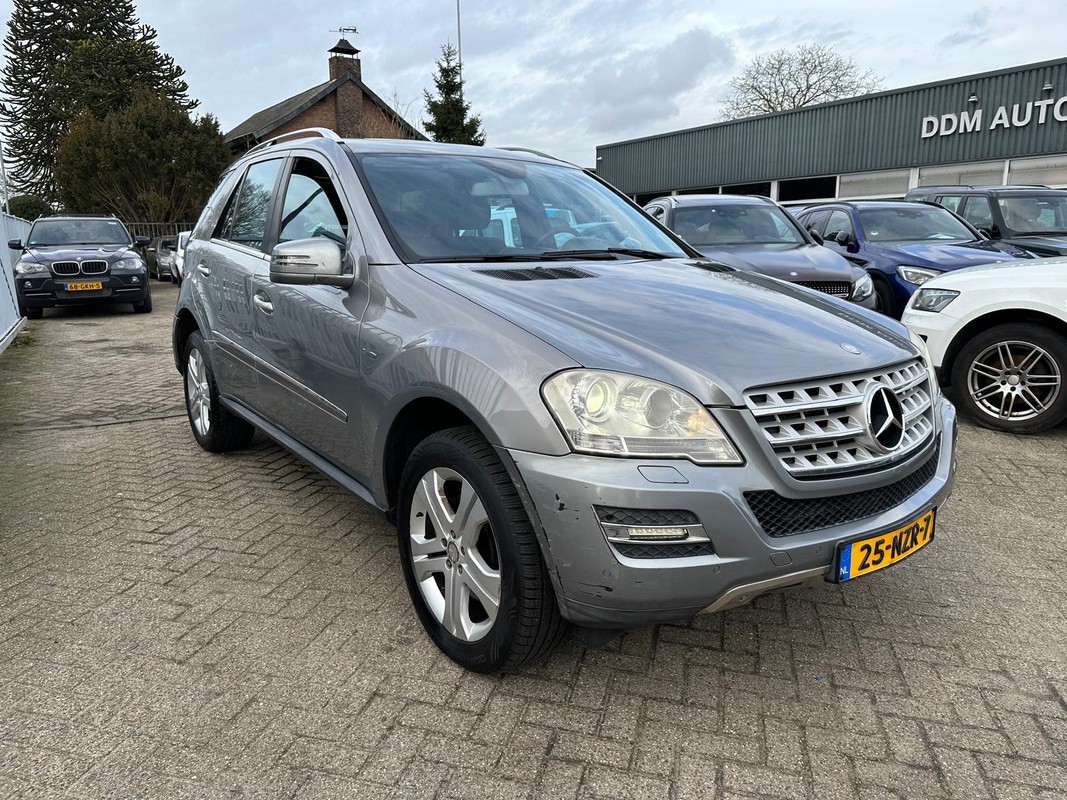 Mercedes-Benz M-Klasse