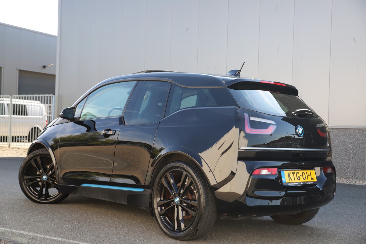 BMW i3