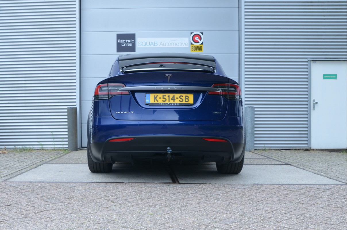 Tesla Model X