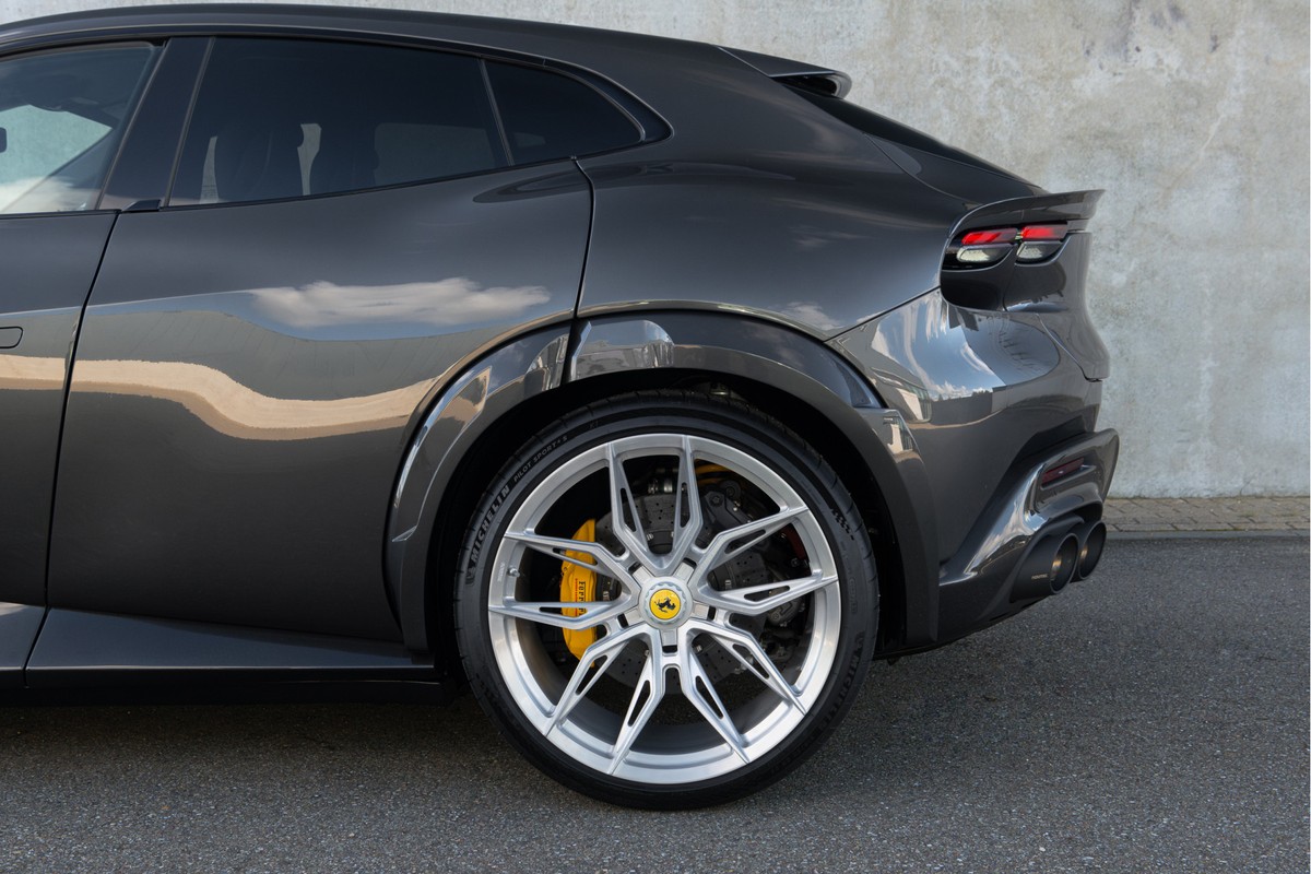 Ferrari Purosangue